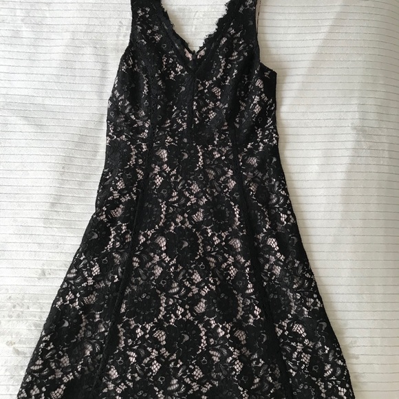 Loft Black and Nude Lace A-line V-neck Dress - Picture 3 of 7